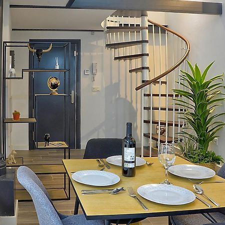 דירות סביליה Duplex Moderno En Alameda מראה חיצוני תמונה
