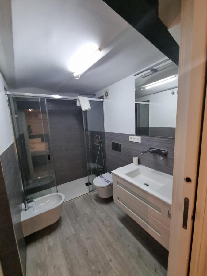 דירות סביליה Duplex Moderno En Alameda מראה חיצוני תמונה