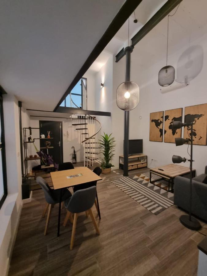 דירות סביליה Duplex Moderno En Alameda מראה חיצוני תמונה