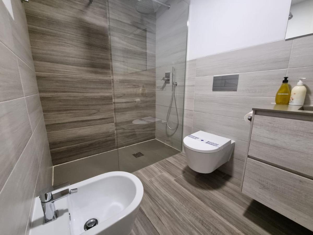 דירות סביליה Duplex Moderno En Alameda מראה חיצוני תמונה