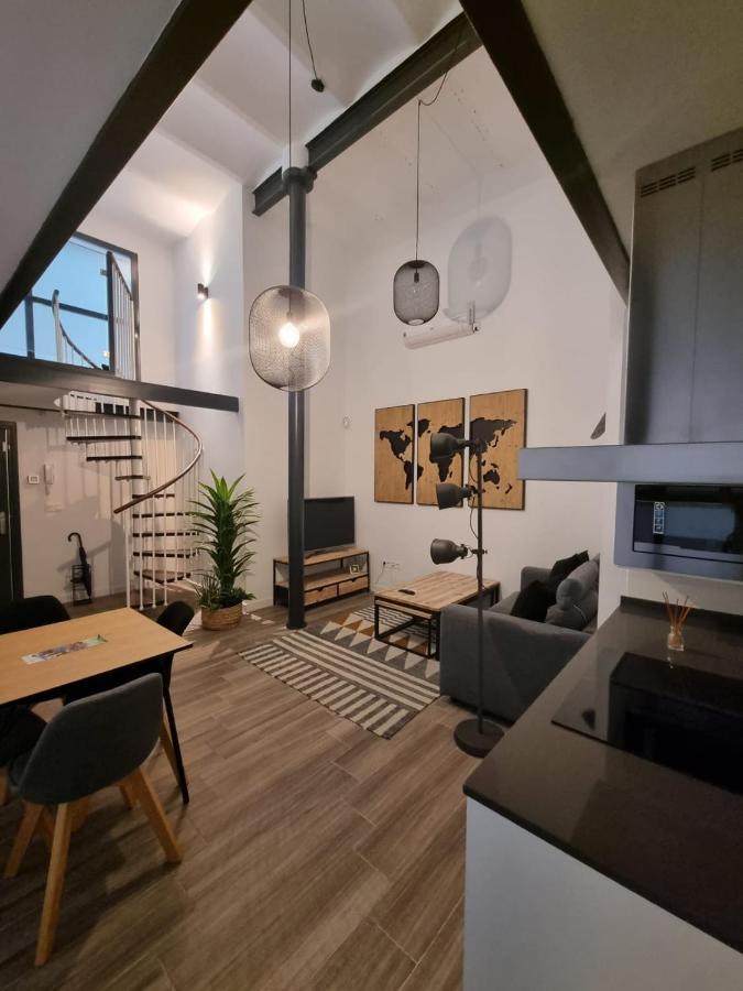 דירות סביליה Duplex Moderno En Alameda מראה חיצוני תמונה
