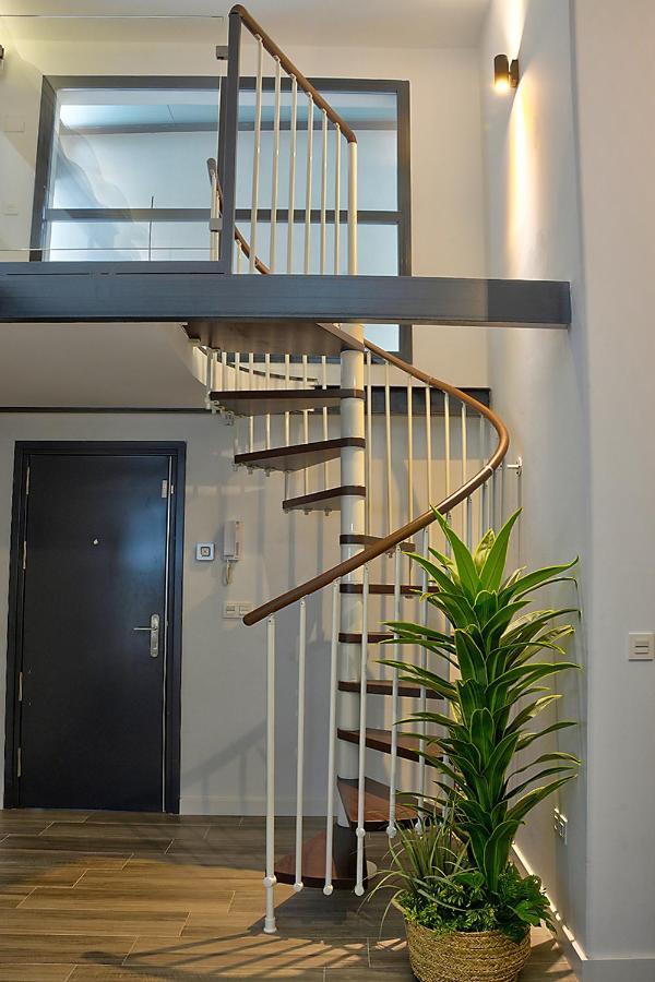 דירות סביליה Duplex Moderno En Alameda מראה חיצוני תמונה